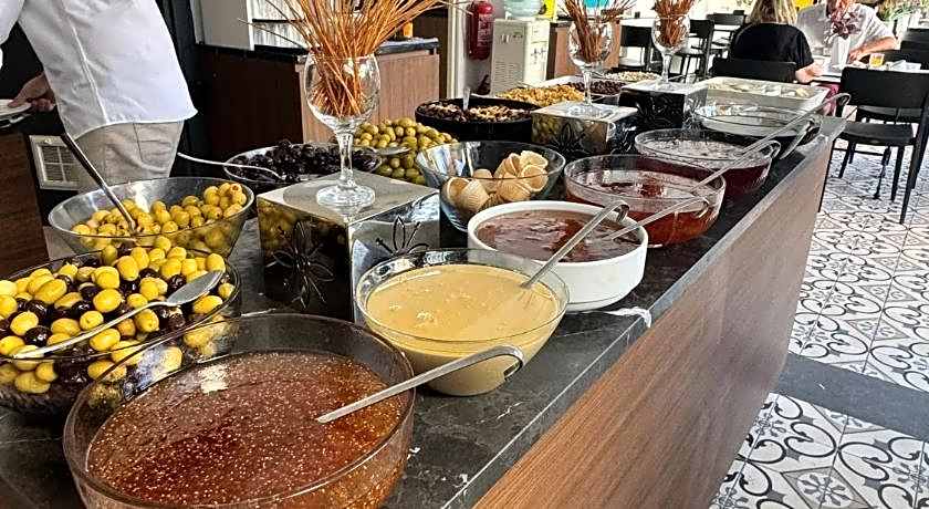 Wolf Of The City Hotel & Spa