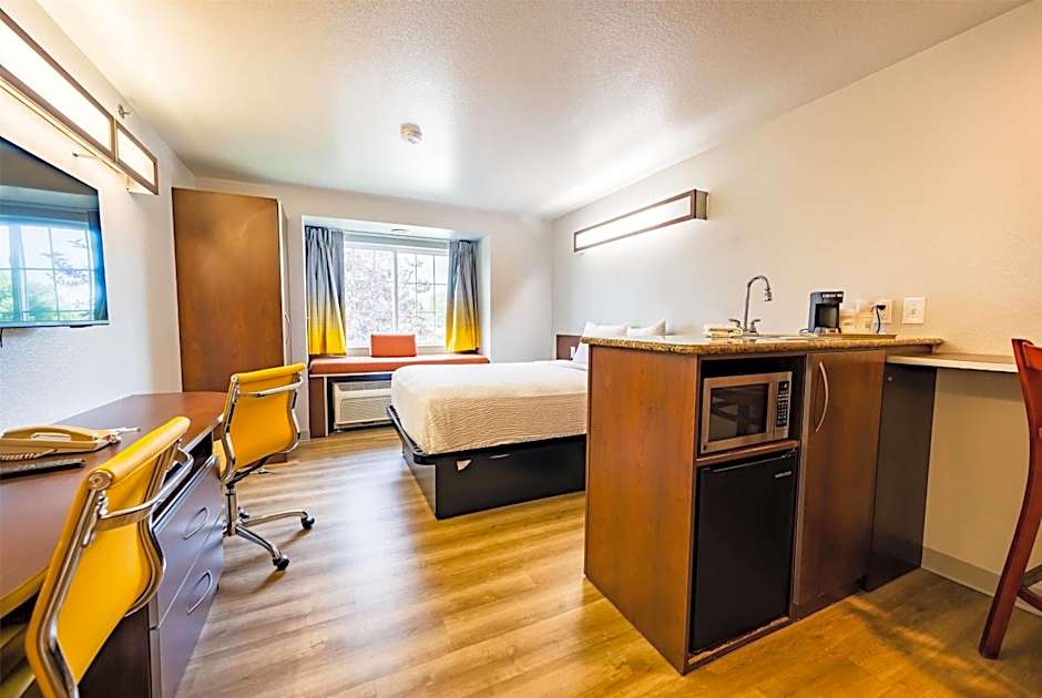 Microtel Inn & Suites By Wyndham Cheyenne