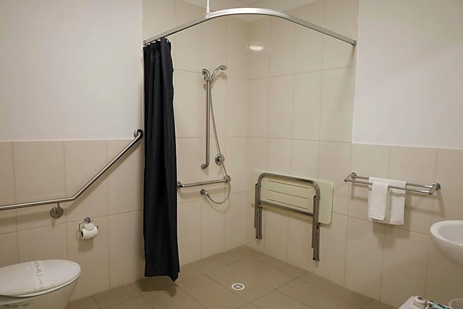 The Australian Hotel Motel
