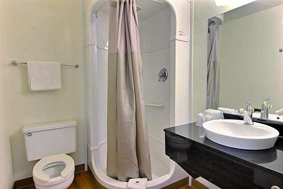 Motel 6-Kingsville, TX