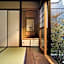 Kyoto Urushiro Wakasaya