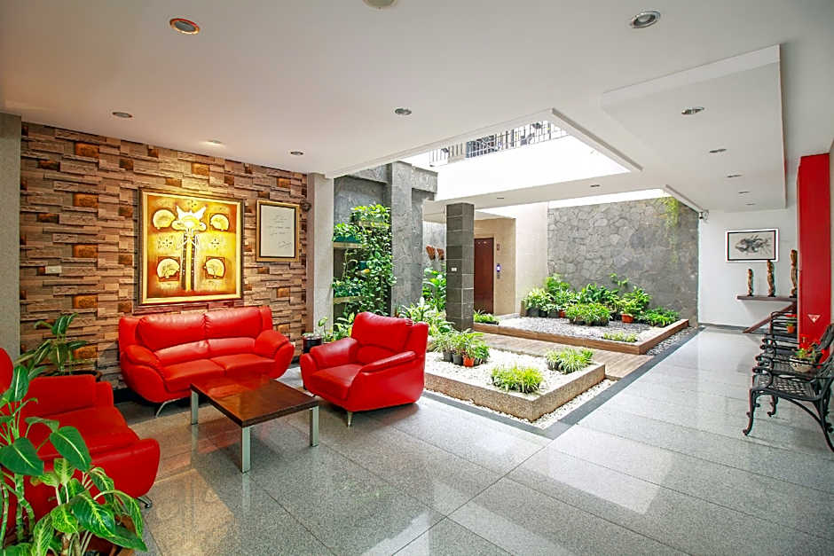 Collection O Pasteur Near Paris Van Java Mall Formerly Sweet Karina