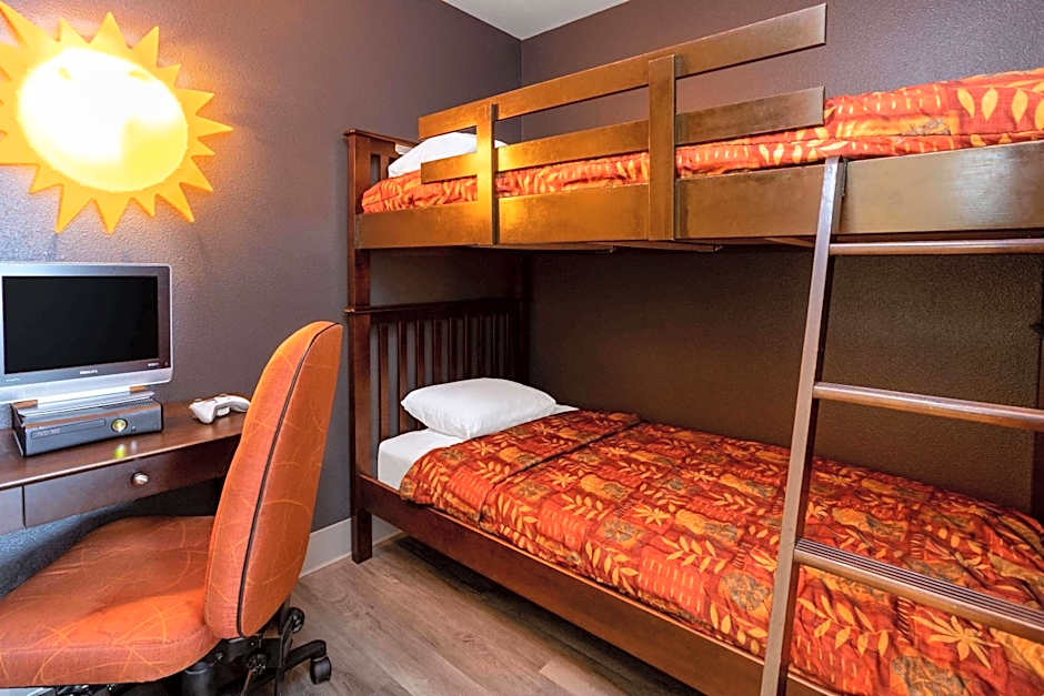 Super 8 by Wyndham Quebec City