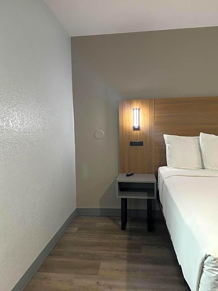 Motel 6-Santa Ana, CA