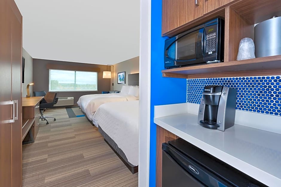 Holiday Inn Express and Suites Eau Claire West I-94 By IHG