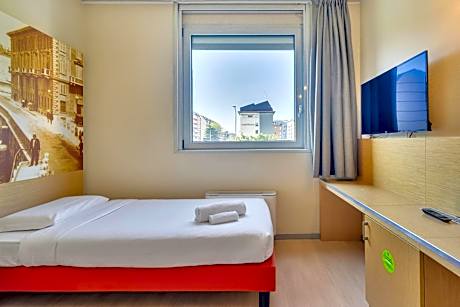 Single Room - Disability Access