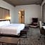 H Hotel Los Angeles, Curio Collection by Hilton
