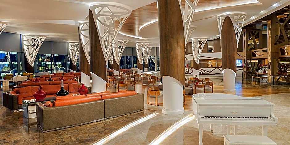 Noahs Ark Deluxe Hotel Spa