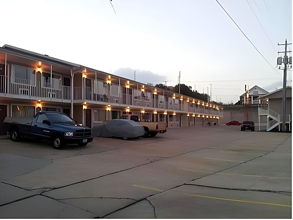 Days Inn by Wyndham Branson Near Theatre District