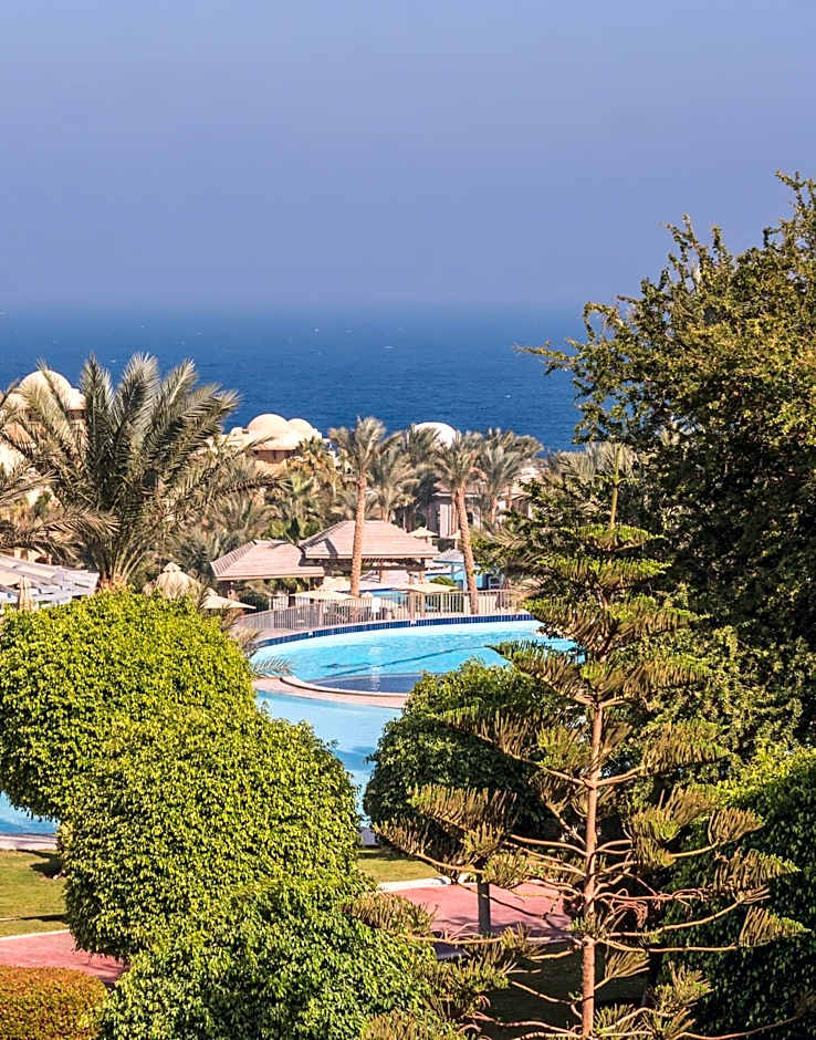 Serenity Makadi Beach