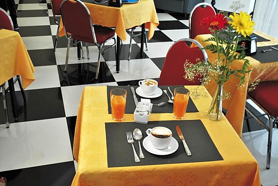 Hotel Columbia