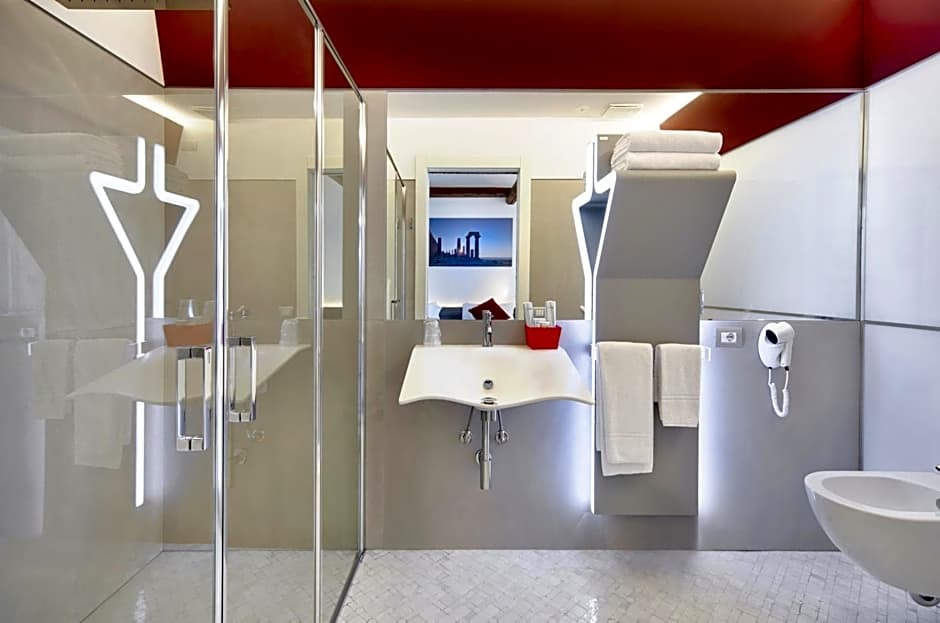 Zafran Boutique Hotel