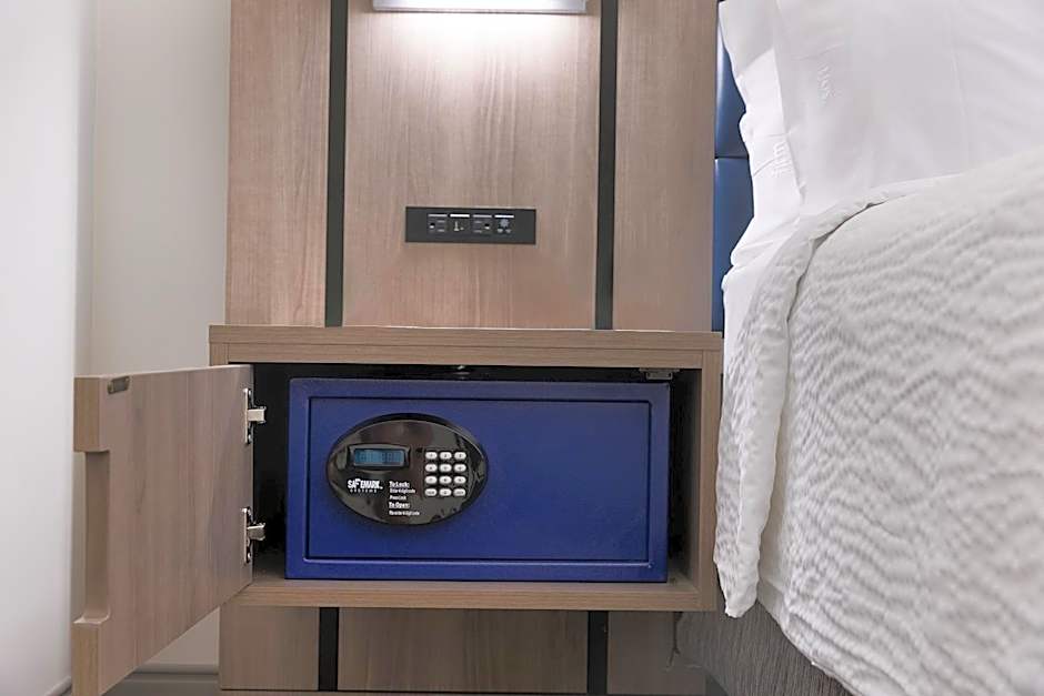 Holiday Inn Express NYC Chelsea - NoMad Area