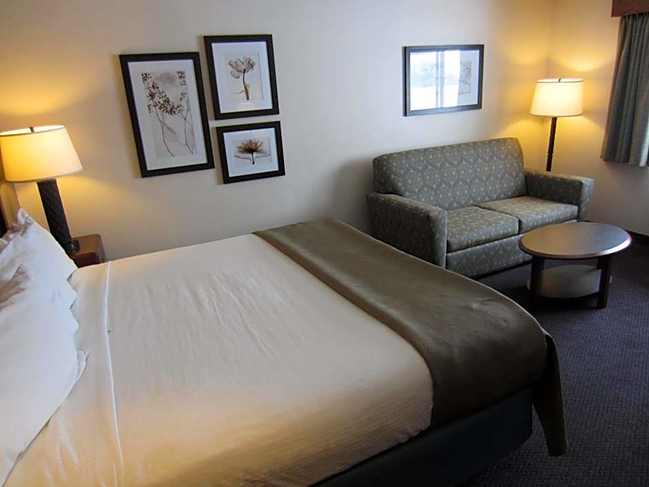 AmericInn by Wyndham Hutchinson