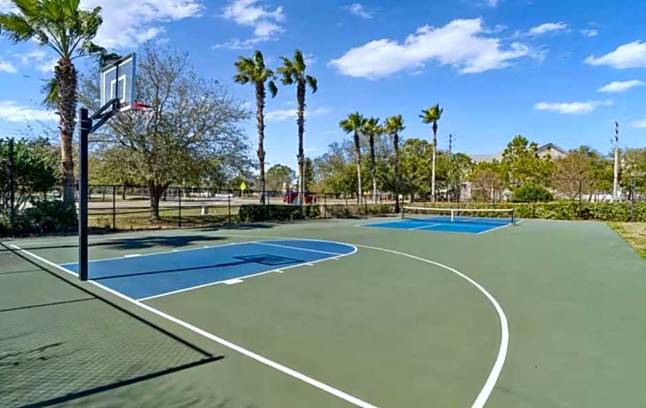 Marvelous 9th Floor Condo Gulf, Pool & Sunset View