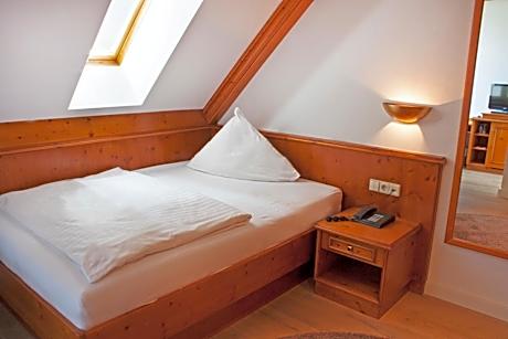 Superior Single Room (Annex)