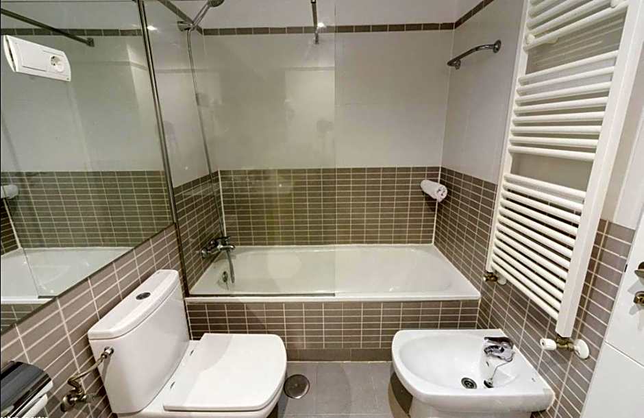 TGH Gran Vía Apartments