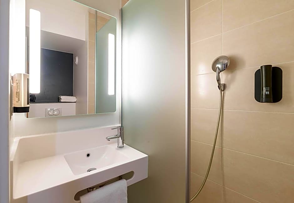 B&B HOTEL LYON Centre Perrache Berthelot