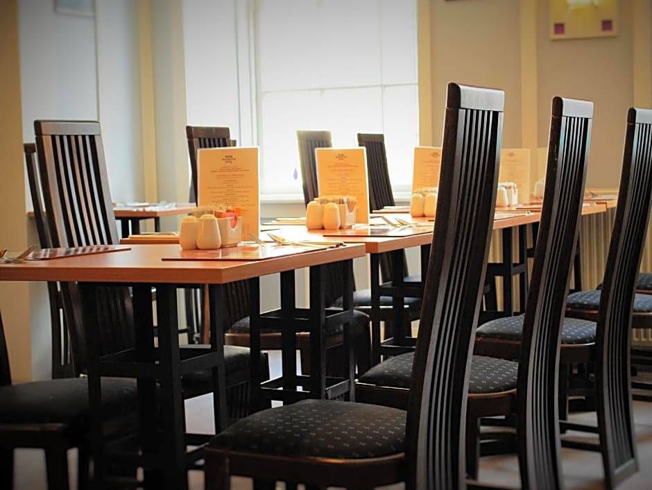 Rennie Mackintosh Hotel - Central Station