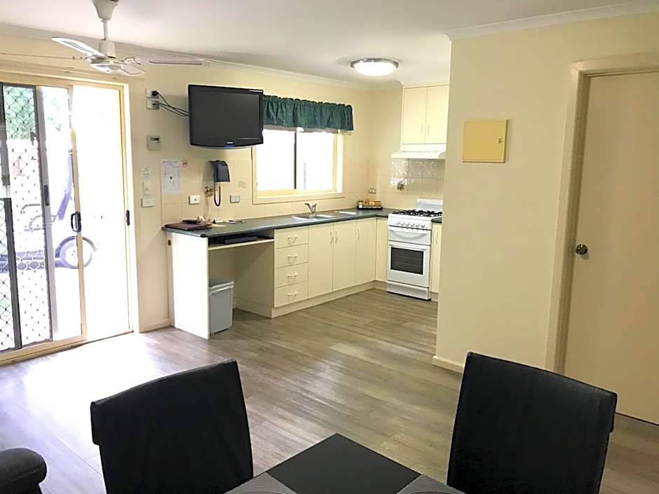 Sportsmans Motor Inn