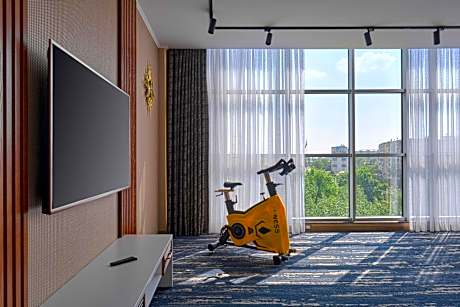 Presidential Suite with Whirlpool