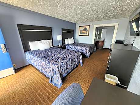 Queen Room with Two Queen Beds