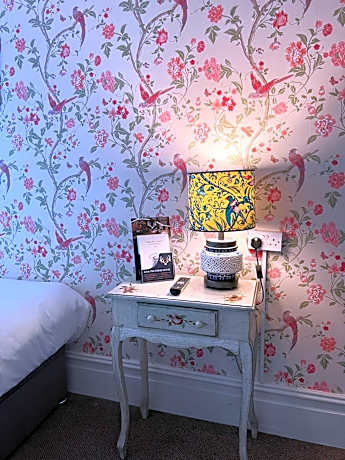 Twin Room with Bathroom