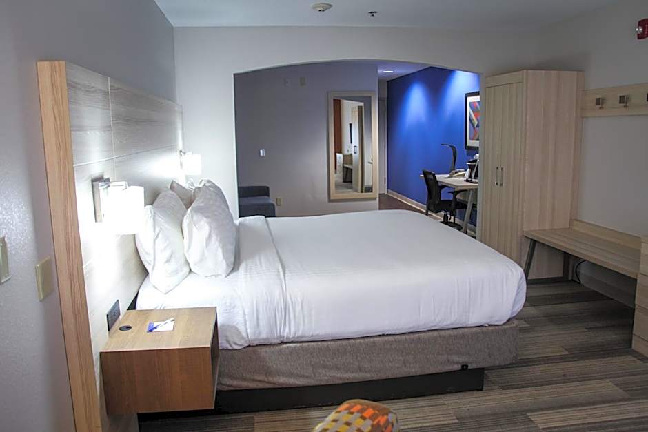 Holiday Inn Express Hotel & Suites Athens By IHG