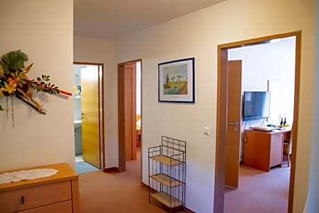 One-Bedroom Suite with Balcony