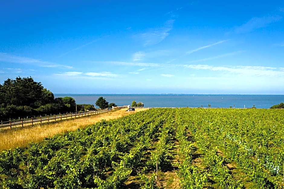 Eco-Domaine La Fontaine - HOTEL-SPA - Plage de la Fontaine aux Bretons