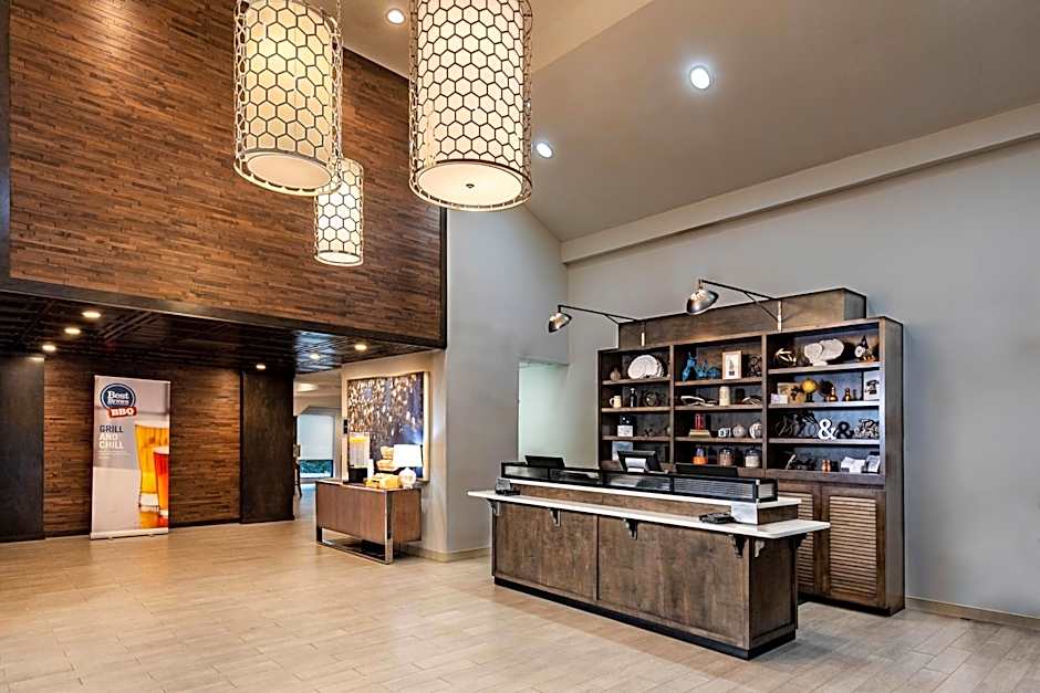 Four Points by Sheraton Charlotte - Lake Norman