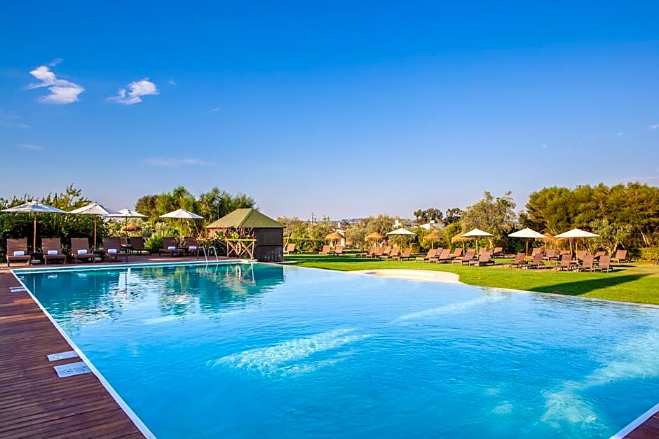 Convento do Espinheiro, Historic Hotel & Spa