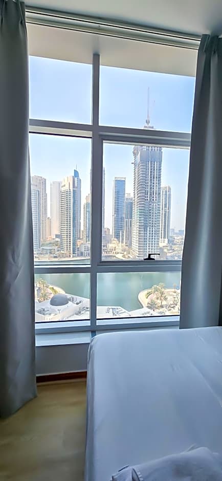 Spacious Apartment Marina View