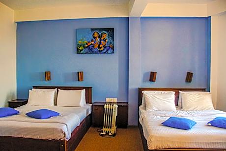 Family Room with Balcony & Mountain View