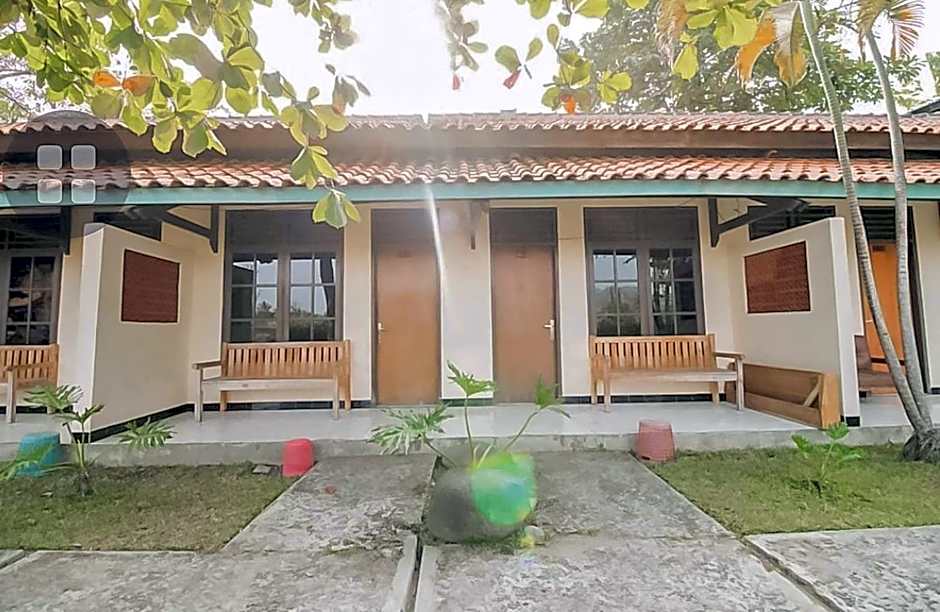 RedDoorz @ Pantai Pelabuhan Ratu 2