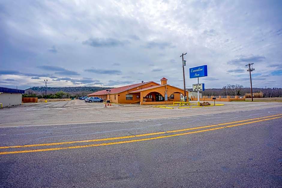 Executive Inn By OYO Mineral Wells US-180