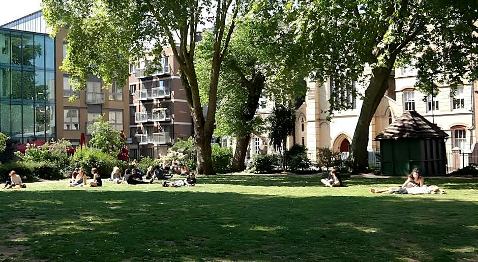 Premier Inn London City (Old Street)