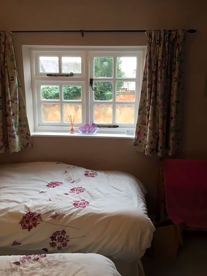 Old Beams Bed & Breakfast