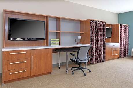 Queen Studio with Two Queen Beds - Disability Access/Non-Smoking