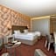 The Grand Gloria Hotel