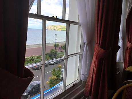 Sea-Facing Quadruple Room