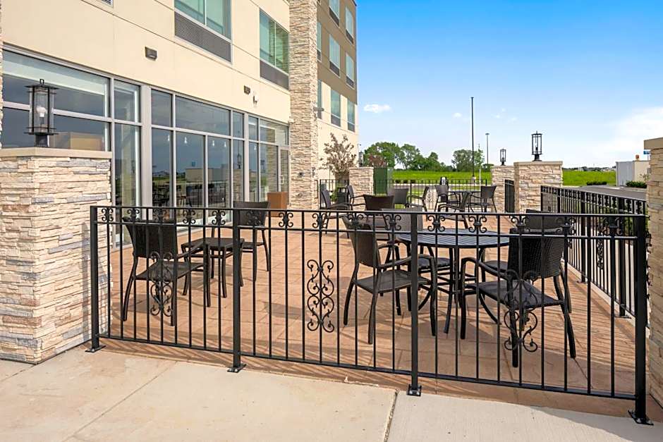 Holiday Inn Express And Suites Bourbonnais East - Bradley By IHG