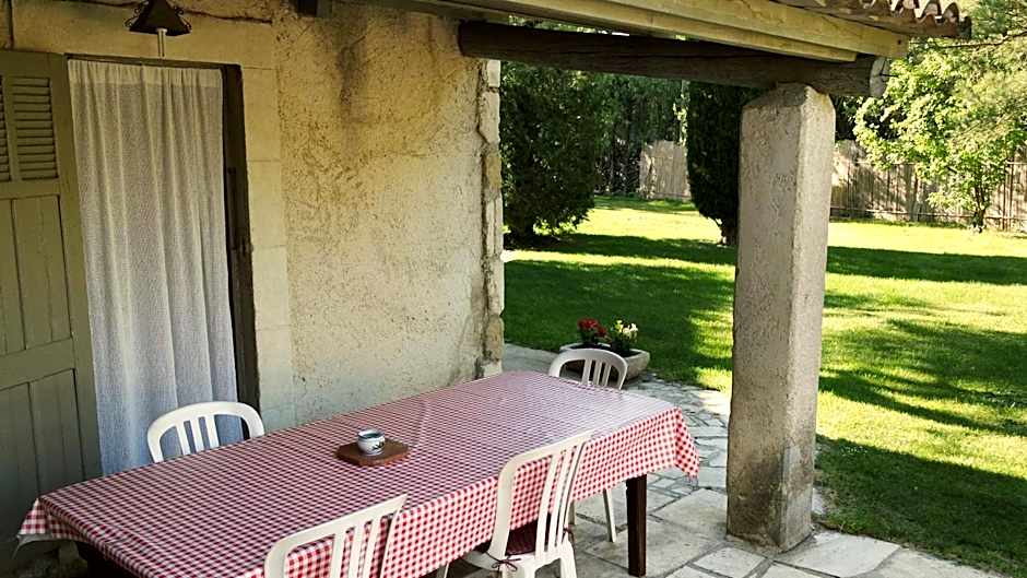 Mas Grimaud Chambres D'hotes Familiales – Eygalières, NY