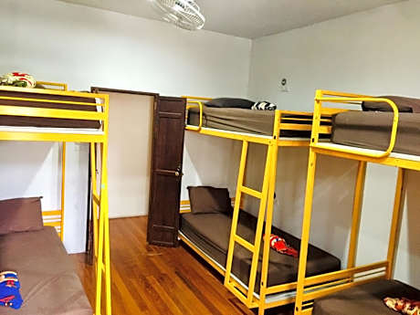 Bed in 6-Bed Mixed Dormitory Room