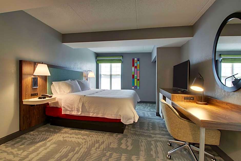 Hampton Inn By Hilton And Suites Chicago/Aurora, Il