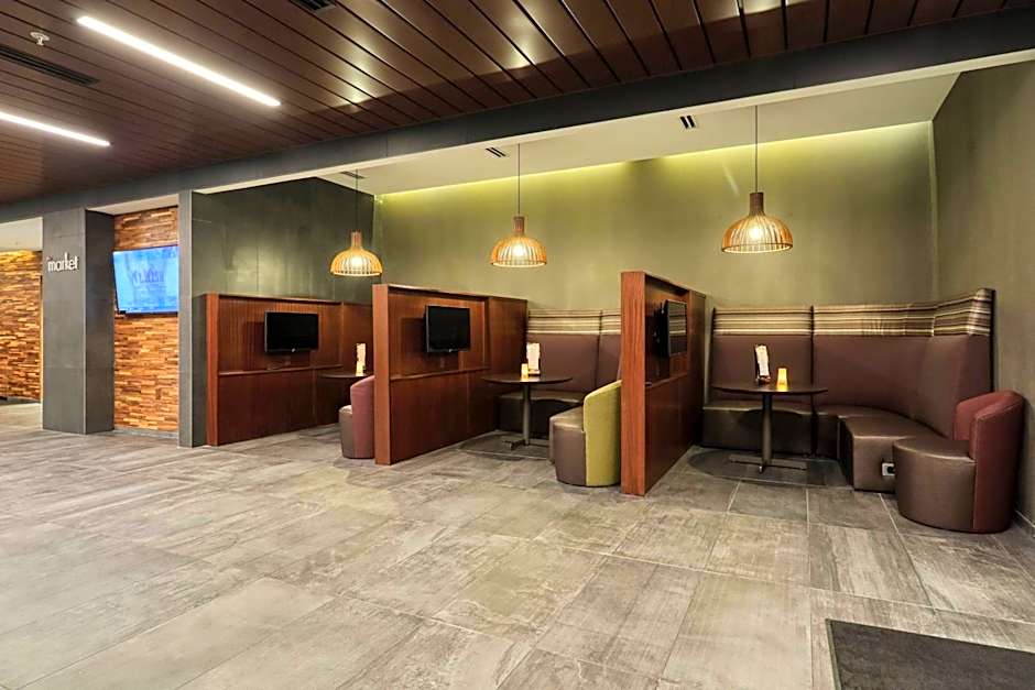 Courtyard by Marriott North Brunswick