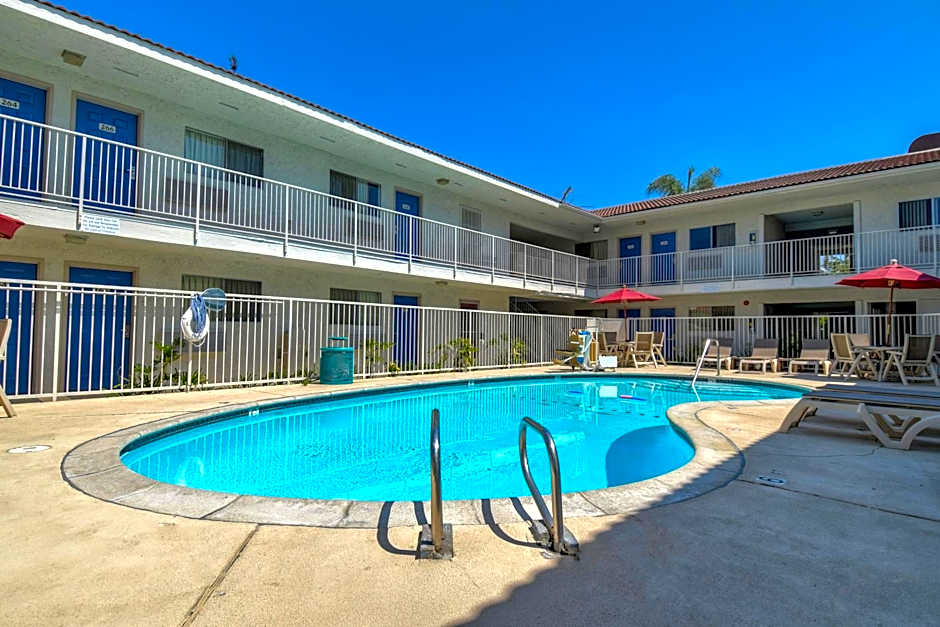 Motel 6-Rowland Heights, CA - Los Angeles - Pomona