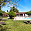 Golden Tulip Avignon Le Paradou