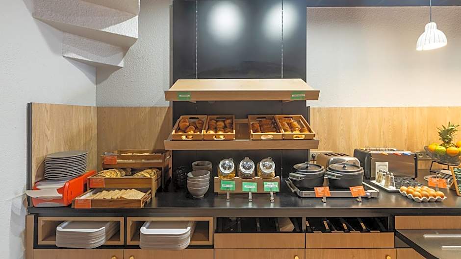 Campanile PRIME - Paris Levallois-Perret