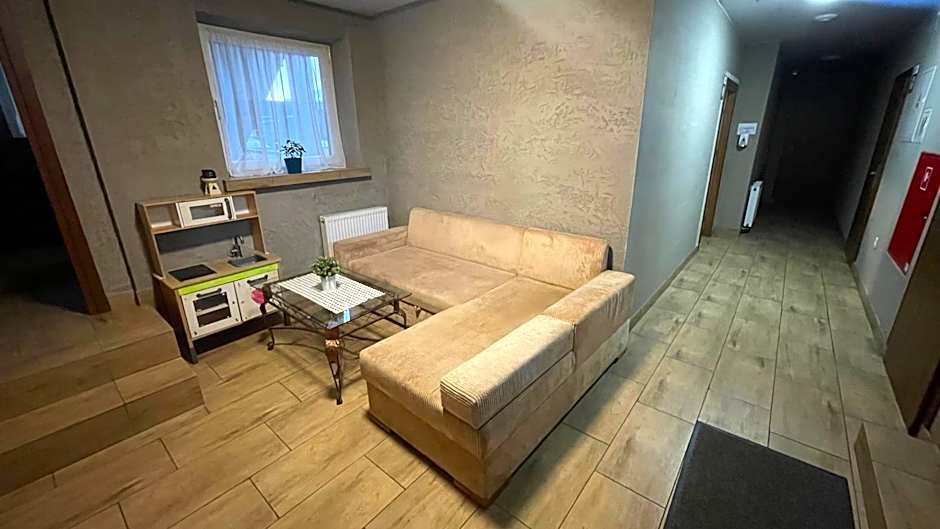 Aparthotel WADOWICE & Hostel GENERY